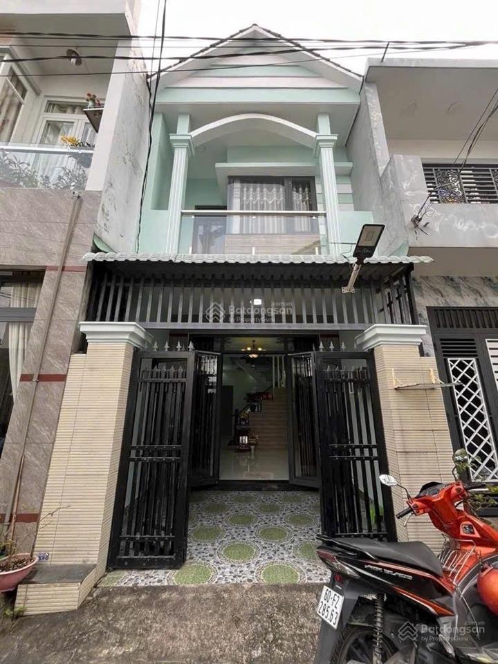 Chủ gởi bán nhà 1 trệt 1 lầu p.bửu hoà,gần vòng xoay cầu hang,3pn,đường xe hơi,thổ cư 100%,sổ riêng