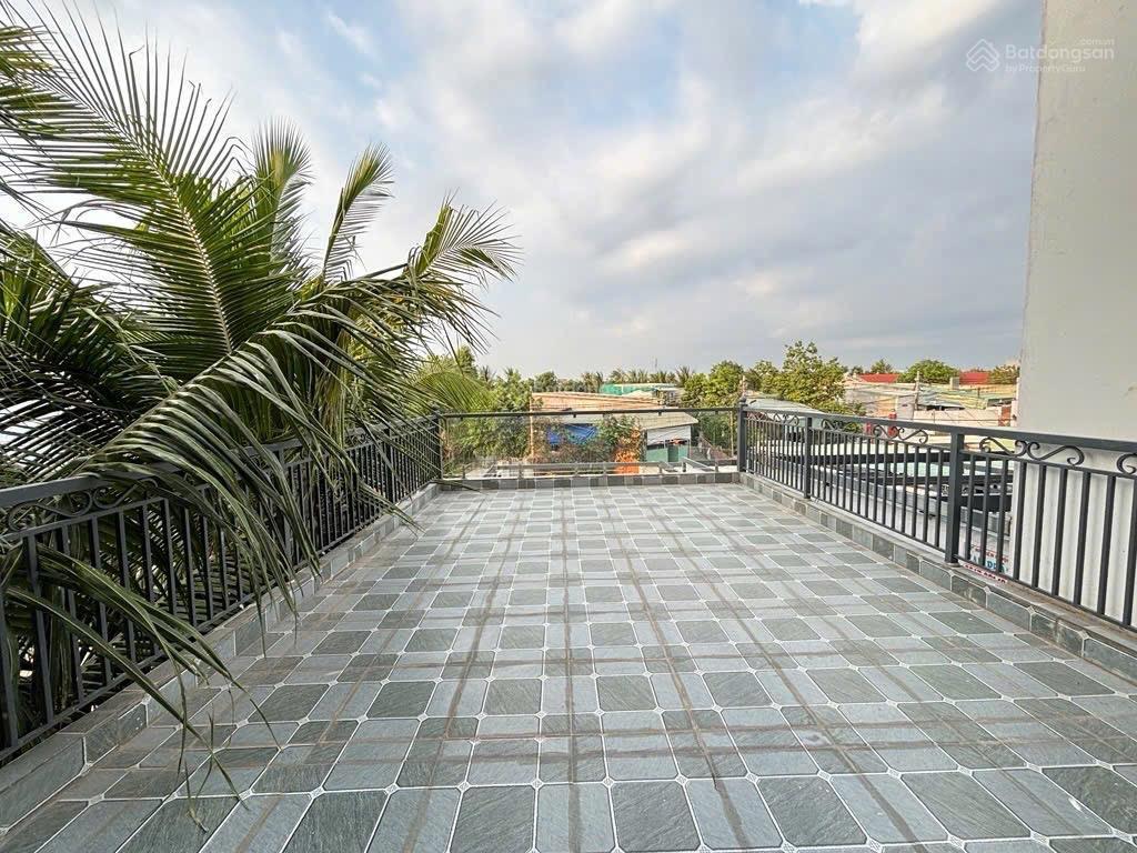 Chủ gủi bán nhà hoá an đã hoàn công 4,5x30=130 mặt tiền kd đường hoàng minh chánh đậu 3 ô tô,shr