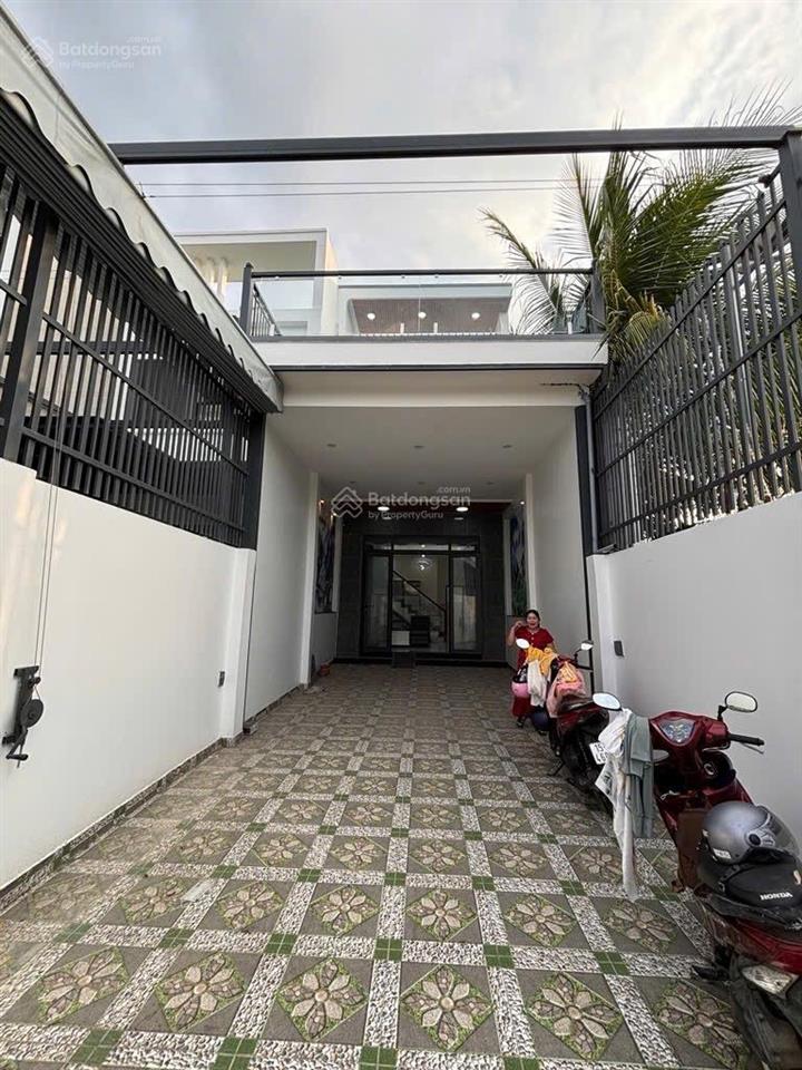 Chủ gủi bán nhà hoá an đã hoàn công 4,5x30=130 mặt tiền kd đường hoàng minh chánh đậu 3 ô tô,shr