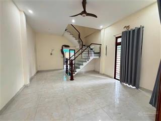 Cho thuê nhà nguyên căn 1 trệt 2 lầu kdc hóa an, 3 phòng ngủ, đường 6m, ngay cổng sau cty pouchen