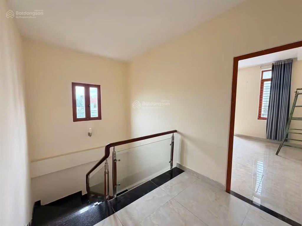 Cho thuê nhà nguyên căn 1 trệt 2 lầu kdc hóa an, 3 phòng ngủ, đường 6m, ngay cổng sau cty pouchen