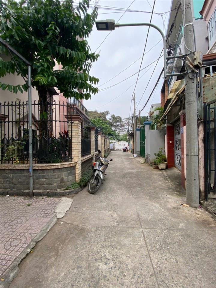 Bán đất đường 8 linh trung, 68m2 ngang 5m, gần đh ngân hàng, hẻm ô tô