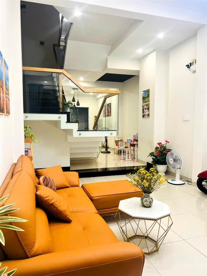 Bán nhà đường cây keo, tam phú hẻm ô tô 3 tầng 60m2 full nội thất