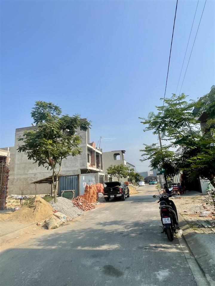 Chủ gửi bán lô đất biển tântrà, đường bùi bỉnh yên, ngũ hành sơn, 100m2 sạch đẹp, giá sốc 4.6 tỷ