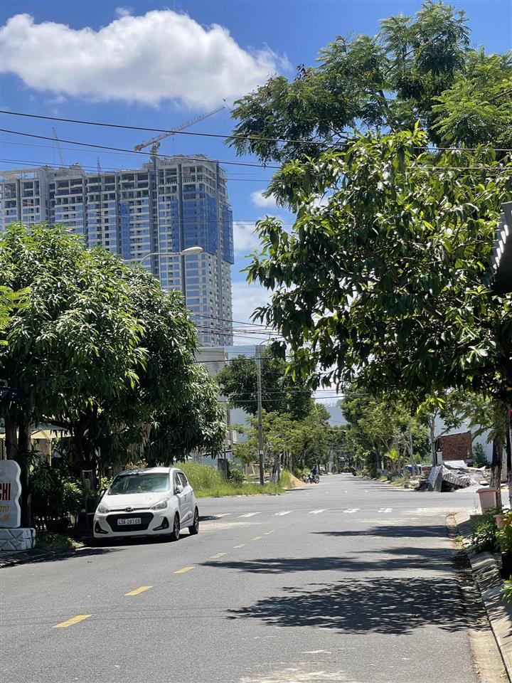 Cần tiền hạ giá bán nhanh lô đất trục 7m5 kim đồng, cách bãi tắm tân trà chỉ 700m. giá cực sốc