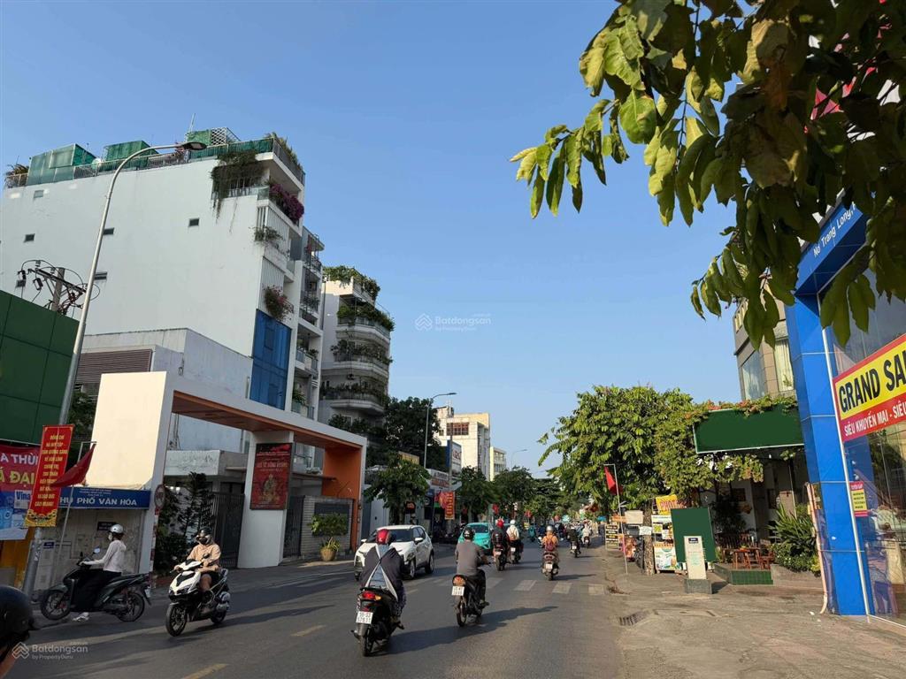 Nhà mặt tiền bán gấp giá rẻ như hẻm 100m2 chỉ 15 tỷ ngang trên 4m