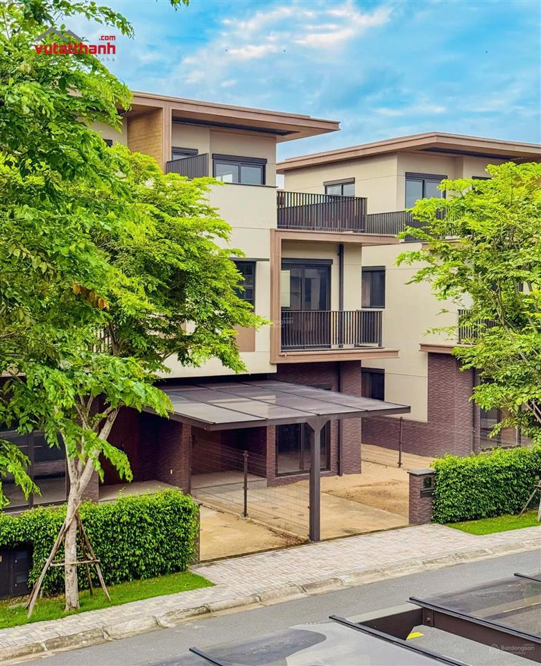 Nhà phố izumi city sổ hồng riêng, 7x20.5 500m ra quảng trường và mall. xem nhà 0932 038 ***