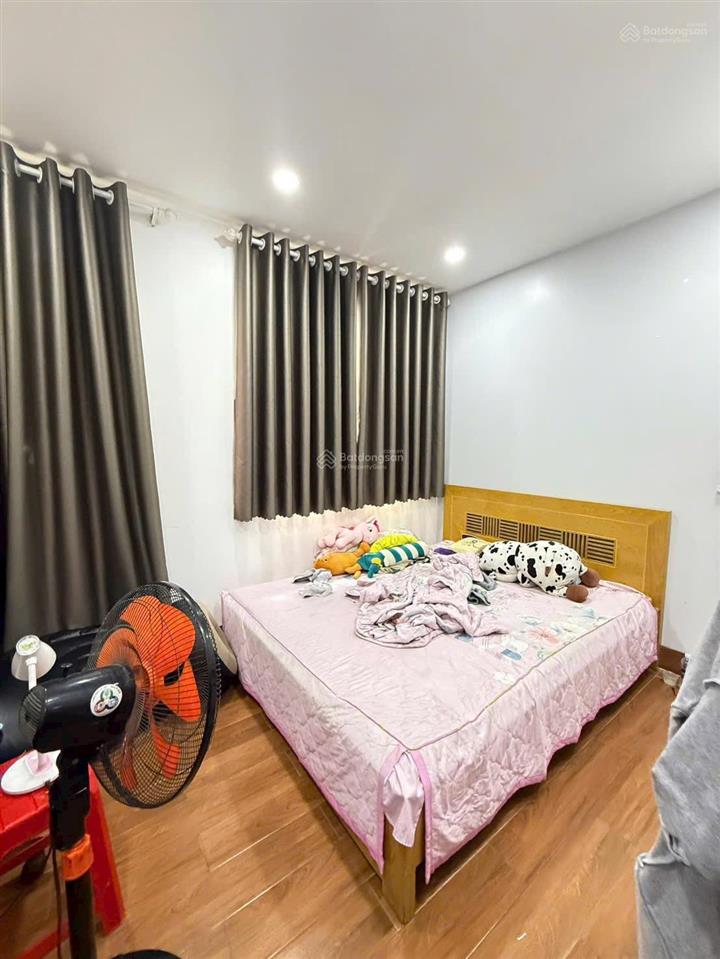Nhà 3 lầu đường tam châu gần bv thủ đức chợ tam hà nhà mới nội thất cao cấp sổ hồng