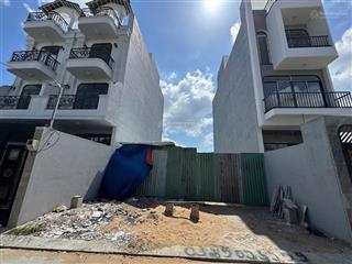 Đất hẻm thông đường số 11 trường thọ khu dân trí gần metro sổ hồng xây tư do