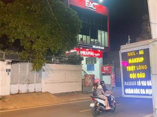 Nhà mặt tiền lý tế xuyên gần ngã 5 linh đông khu sầm uất kinh doanh tốt sổ hồng đang cho thuê 11tr