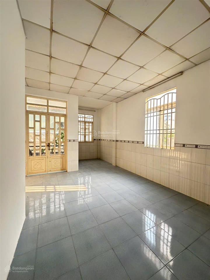 Nhà lầu mới đường tô ngọc vân sát phạm văn đồng bv thủ đức khu dân cư sổ hồng riêng