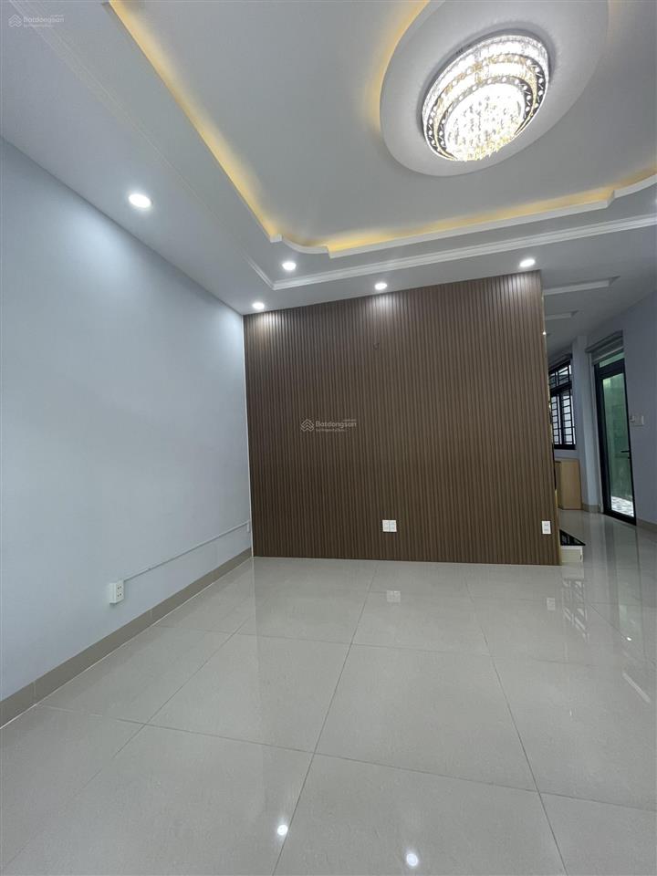 Nhà mt đường 41 linh đông gần chợ thủ đức phạm văn đồng nhà mới 90m2