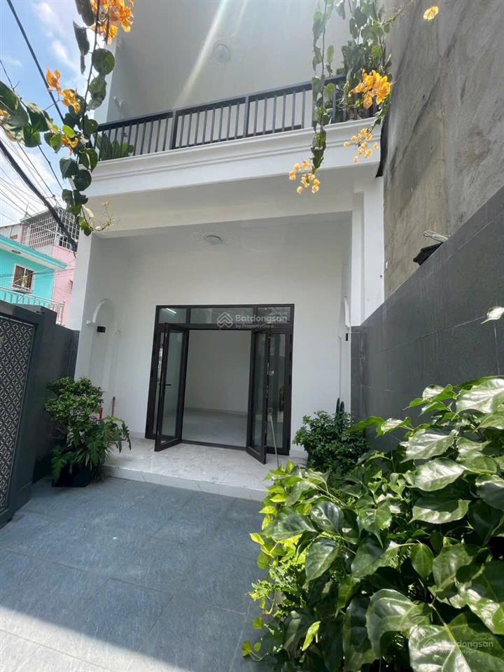 Nhà lầu hẻm oto đường kha vạn cân gần chợ thủ đức linh đông sổ hồng sát mặt tiền