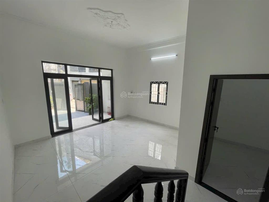 Nhà lầu hẻm oto đường kha vạn cân gần chợ thủ đức linh đông sổ hồng sát mặt tiền