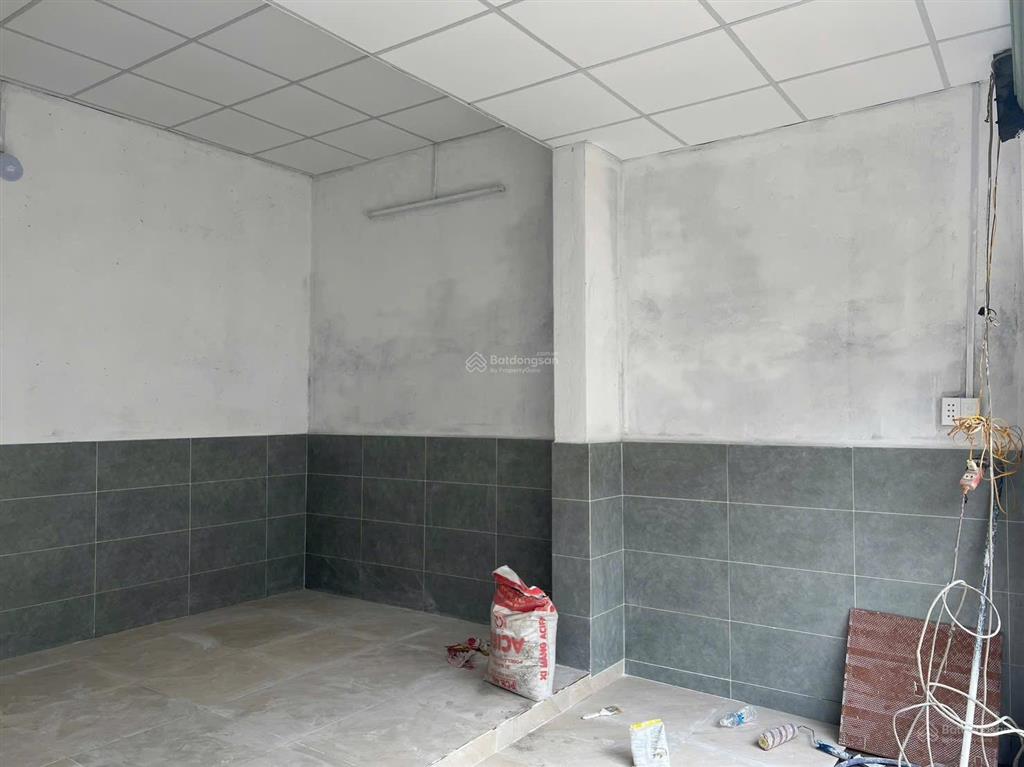 Nhà cấp 4 77,5m2 ngay điện lực thủ đức tô ngọc vân hẻm ô tô gần chợ tam bình