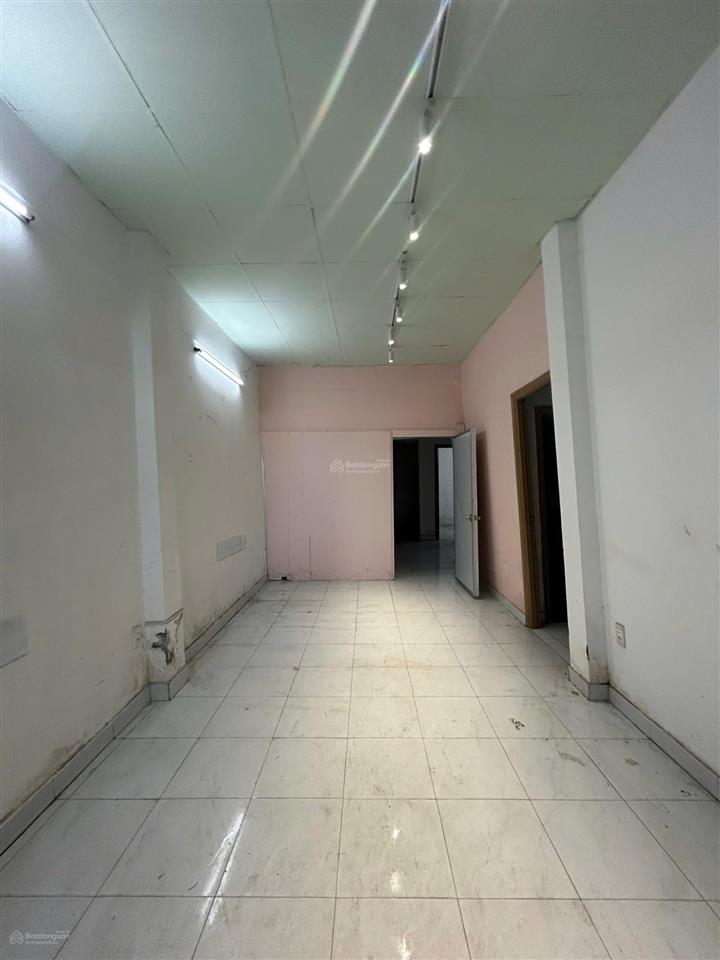 Mặt bằng mặt tiền đường số 38, gần chợ hiệp bình, khu sầm uất kinh doanh vp đều được