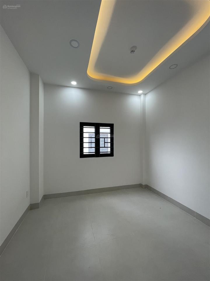Nhà 4 tầng đường linh đông sát phạm văn đồng hẻm thông nhà mới khu dân cư gần vành đai 2