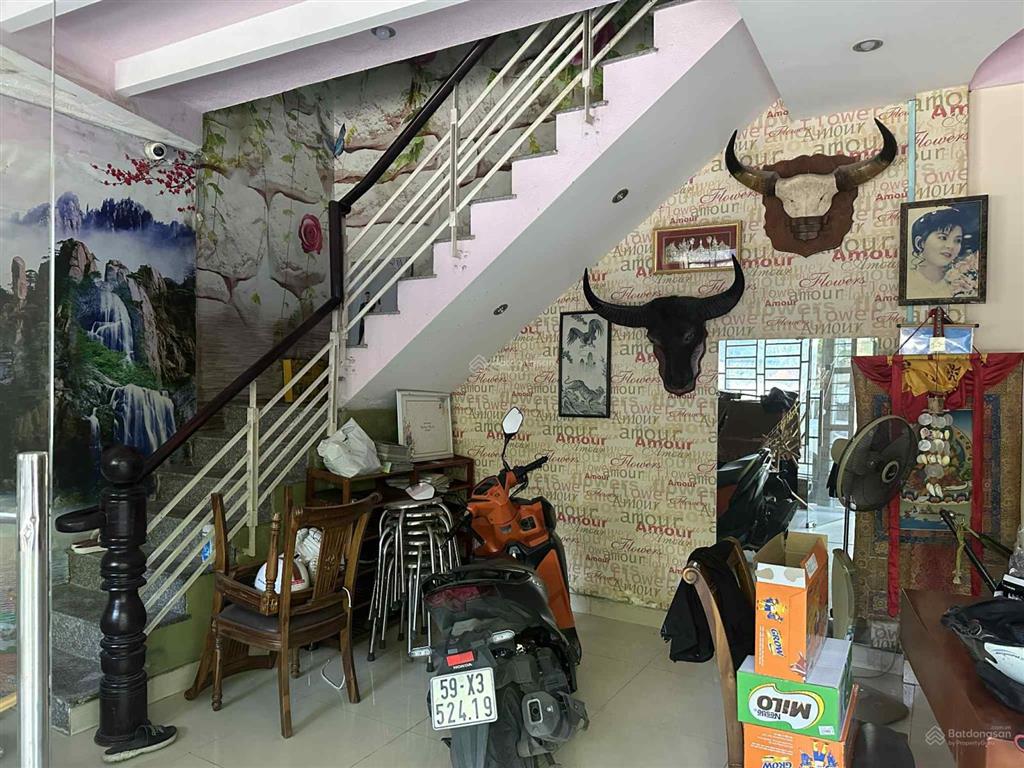 Cho thuê nhà 2 mặt tiền 1230 phạm văn đồng, thủ đức