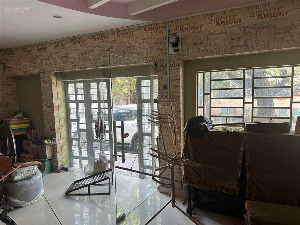 Cho thuê nhà 2 mặt tiền 1230 phạm văn đồng, thủ đức