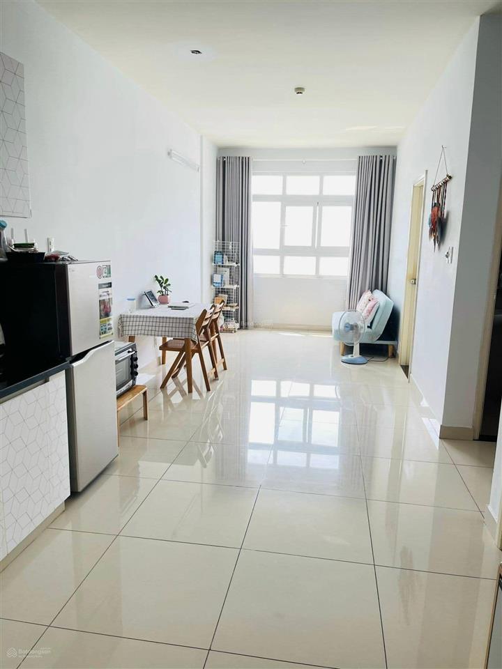 Bán căn hộ sunview town 2 phòng ngủ view ngoài thoáng mát