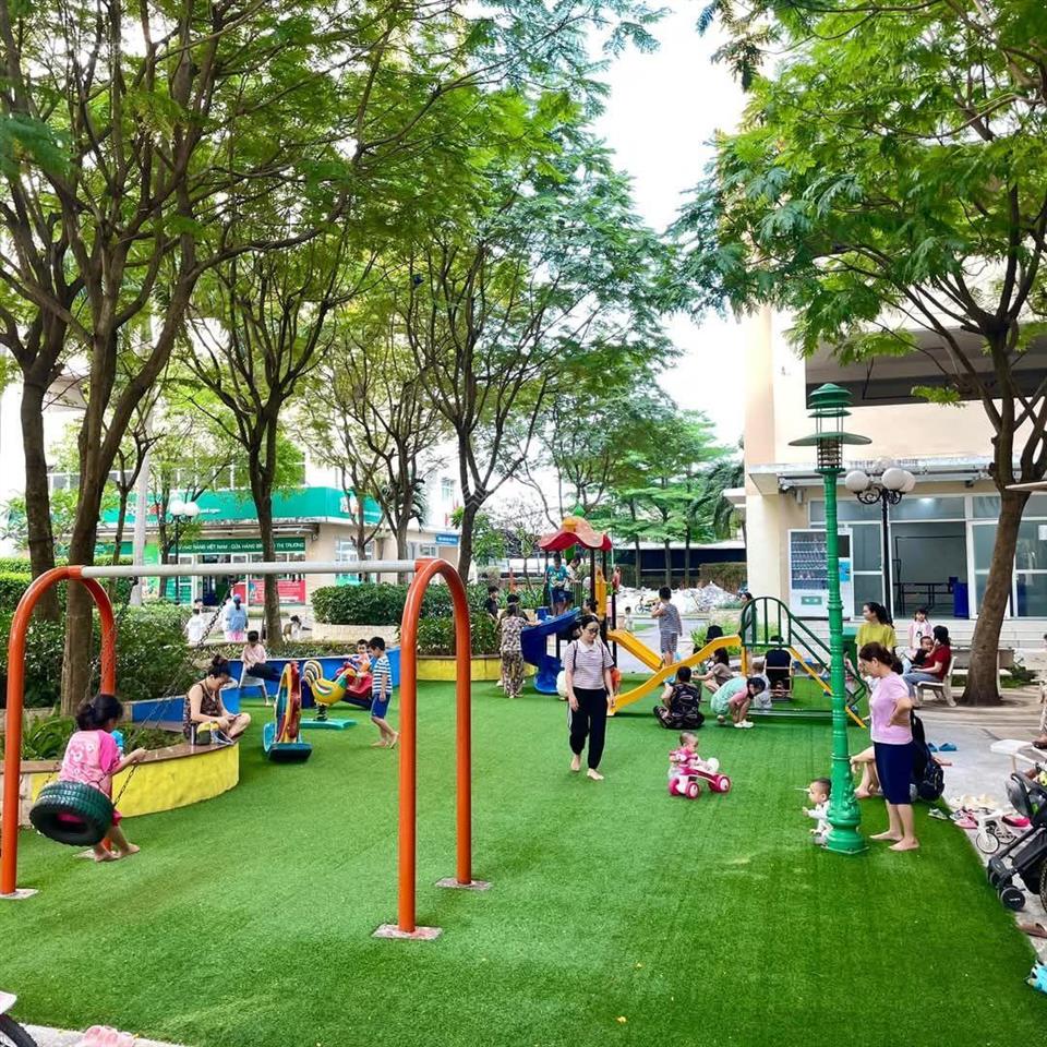 Bán căn hộ sunview town 2 phòng ngủ view ngoài thoáng mát