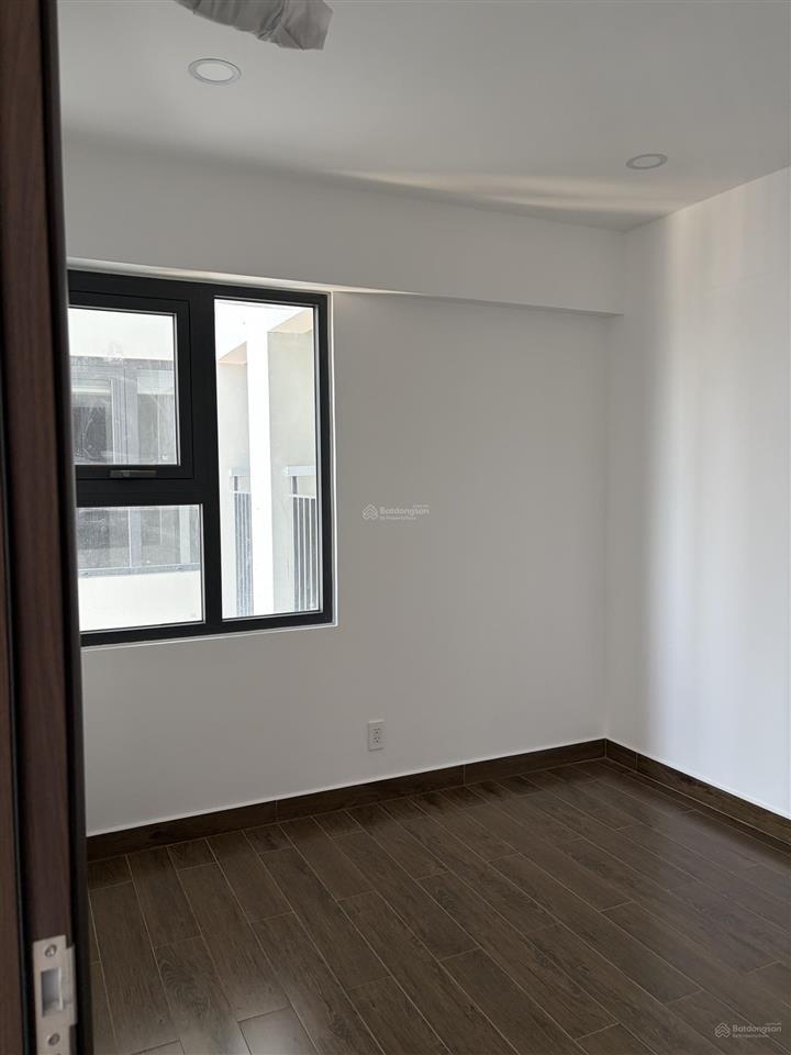 Bán gấp căn hộ phú đông sky garden, giá 3,6 tỷ   0914 181 ***