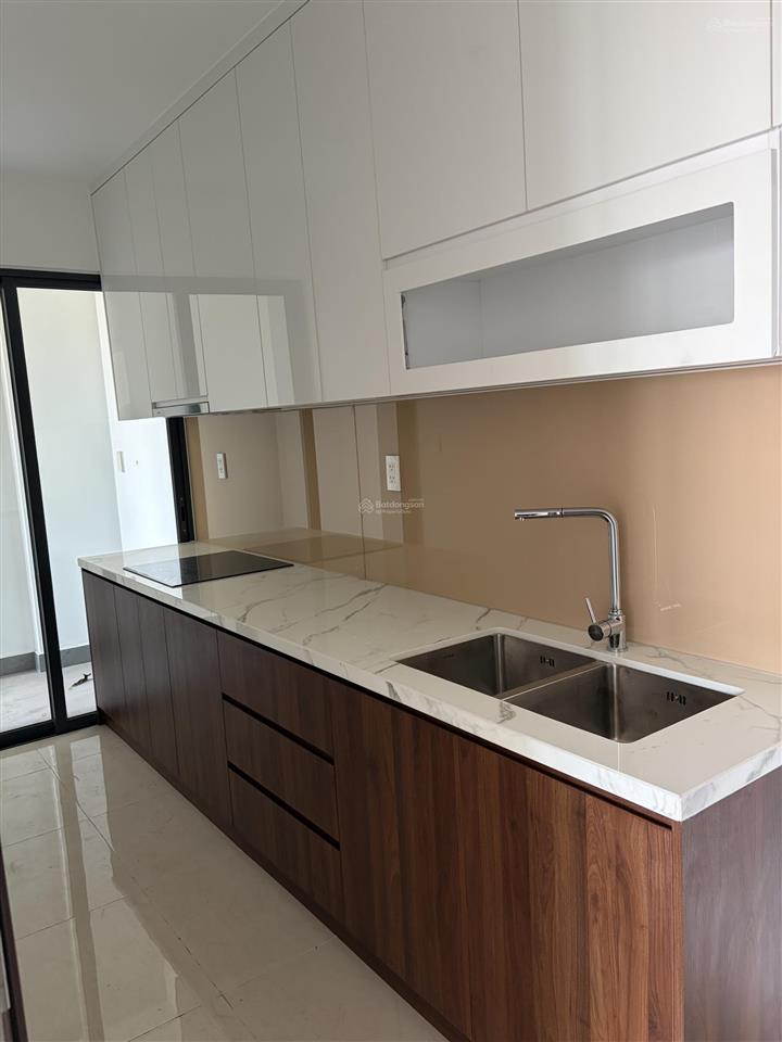Bán gấp căn hộ phú đông sky garden, giá 3,6 tỷ   0914 181 ***