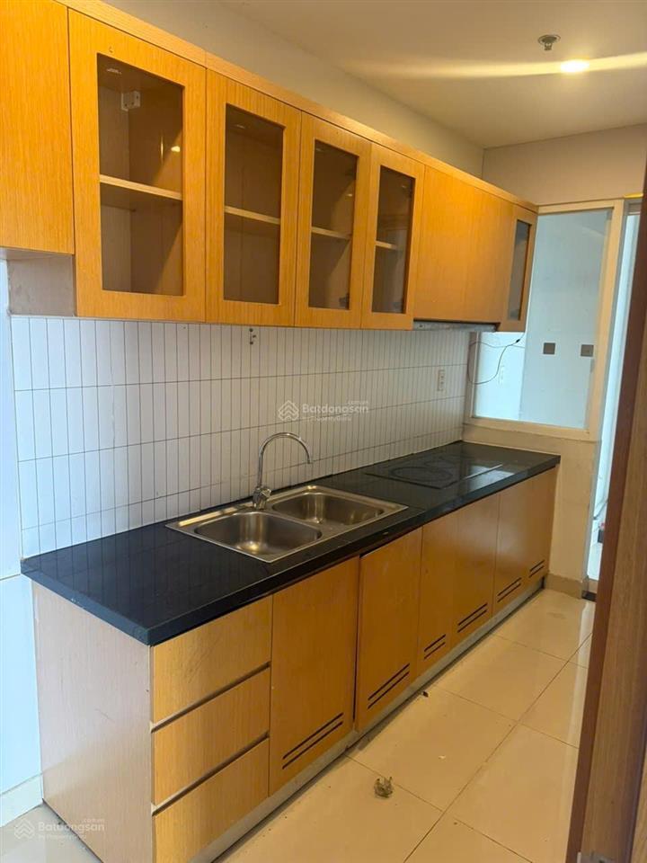 Chính chủ cần tiền bán gấp căn hộ him lam phú đông view hồ bơi đông nam mát mẻ giá 3ty5