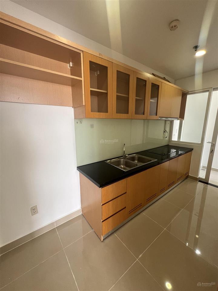 Chính chủ cần tiền bán gấp căn hộ him lam phú đông view hồ bơi đông nam mát mẻ giá 3ty5