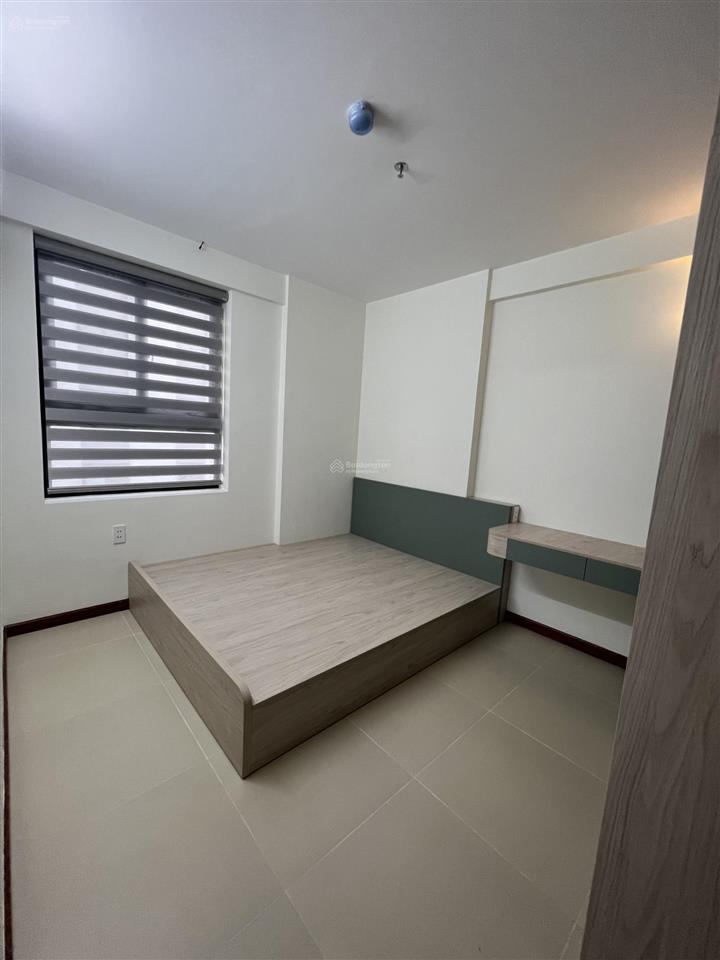 Chính chủ bán gấp căn iris tower 65m2, 1,800 tỷ  0914 181 ***