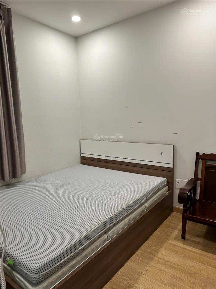 Chính chủ bán gấp căn him lam phú đông view hòi bơi giá siêu rẻ 3180 .  0932 796 ***