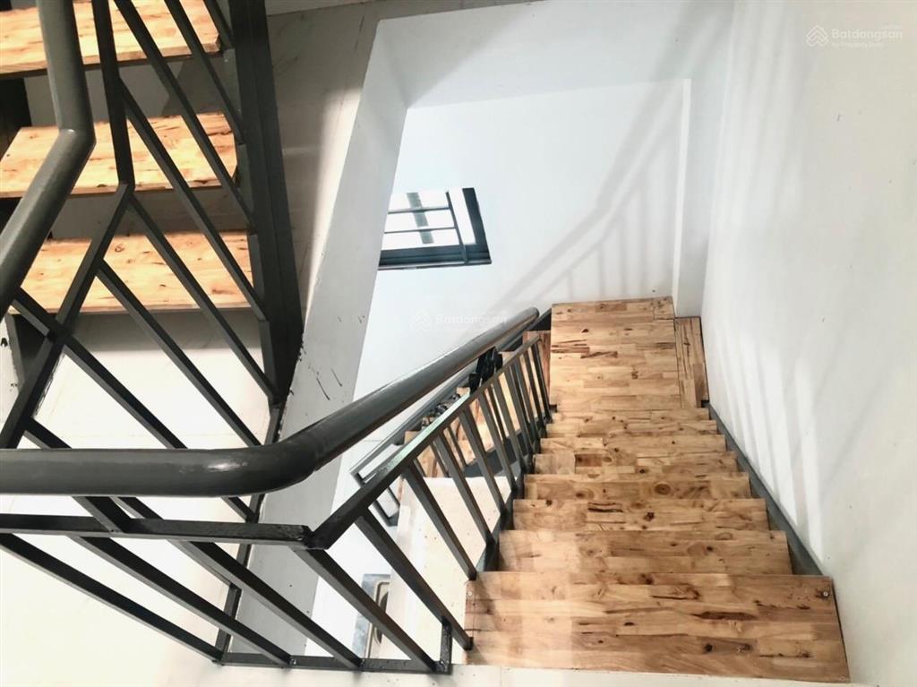 Cho thuê nr 2pn 2wc tại 17/11 đường số 13, p linh xuân, giá 6,2 triệu , dtsd 85m2