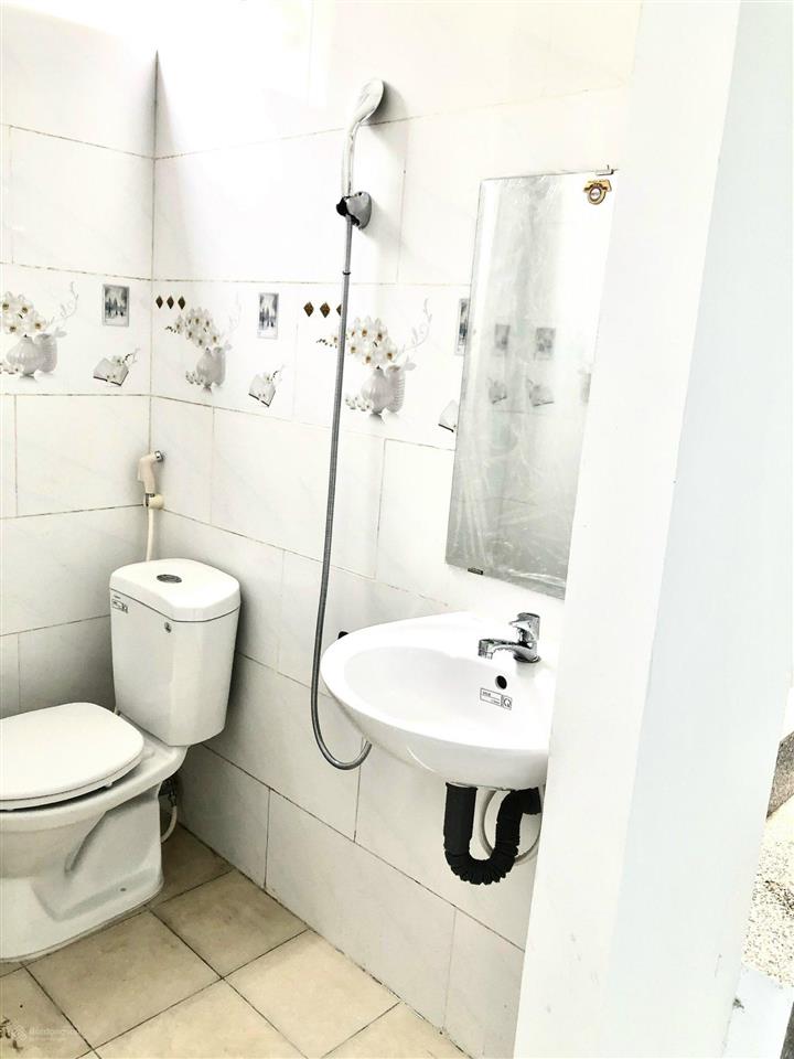 Cho thuê nr 2pn 2wc tại 17/11 đường số 13, p linh xuân, giá 6,2 triệu , dtsd 85m2