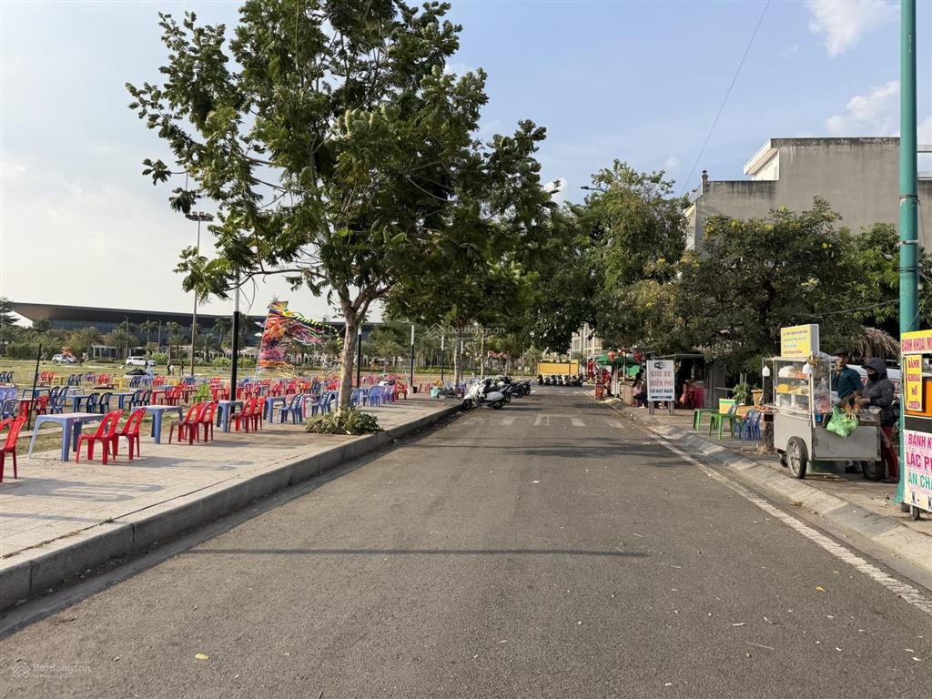 Bán nhà 6x18m 4 tầng full nội thất cao cấp chỉ 17 tỷ tl đường đỗ xuân hợp, ngay global city