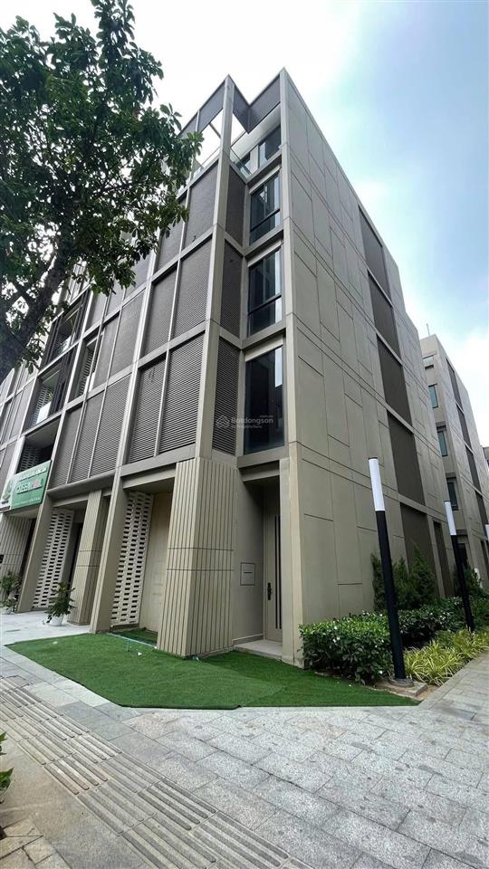 Bán nhà 6x18m 4 tầng full nội thất cao cấp chỉ 17 tỷ tl đường đỗ xuân hợp, ngay global city