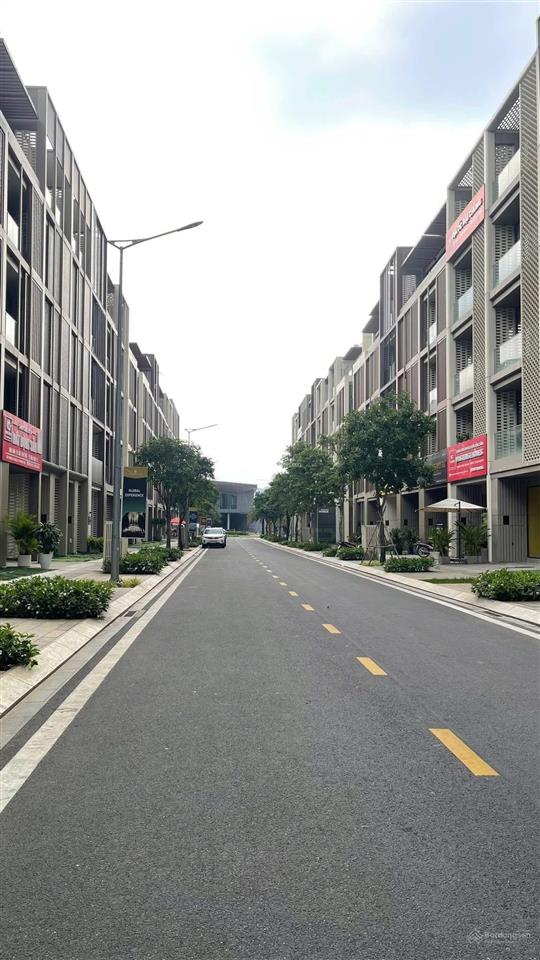 Bán nhà 6x18m 4 tầng full nội thất cao cấp chỉ 17 tỷ tl đường đỗ xuân hợp, ngay global city