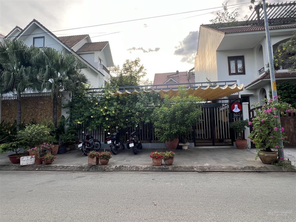 Bán lô đất 310m2 (10x31) 48.6 tỷ tl, đất thổ cư xây dựng tự do. đoạn thcs an phú, đường an phú q2.