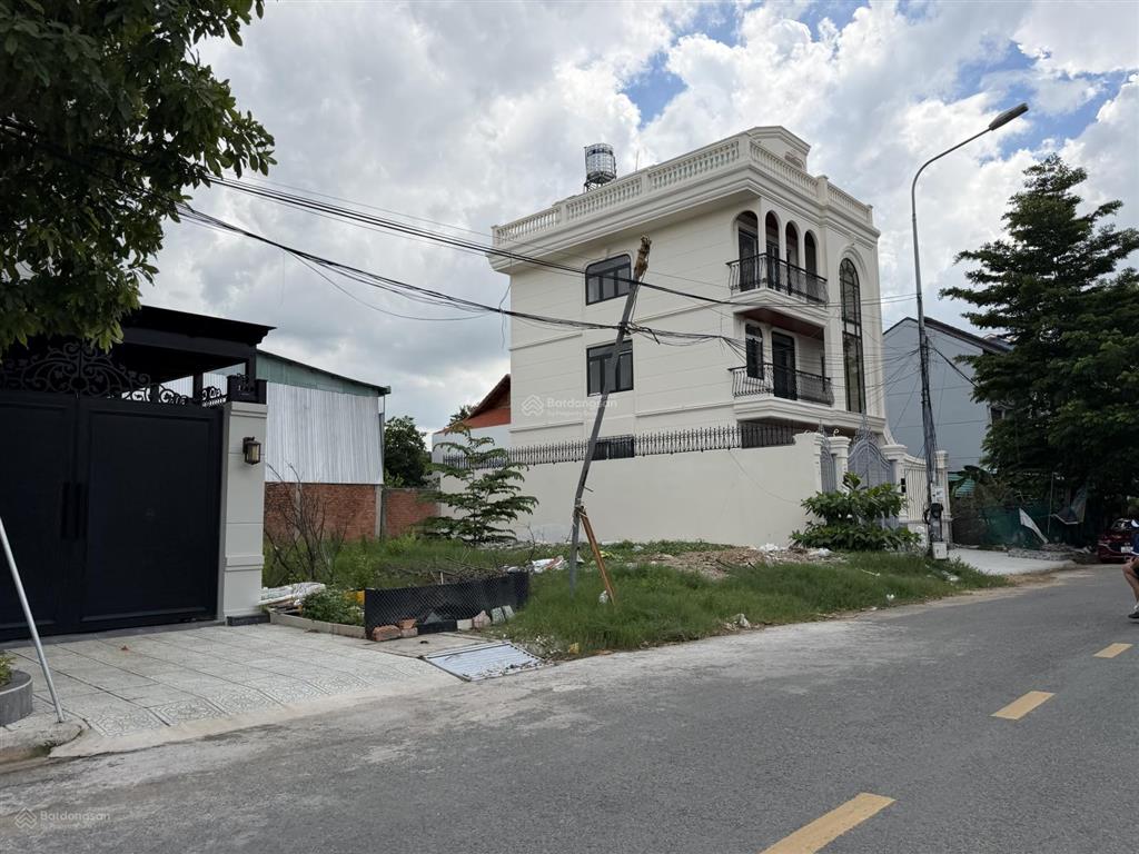 Bán lô góc 222m2 trục chính kdc phú nhuận, bình trưng đông q2. view sông lakeview city. xây 5 tầng.