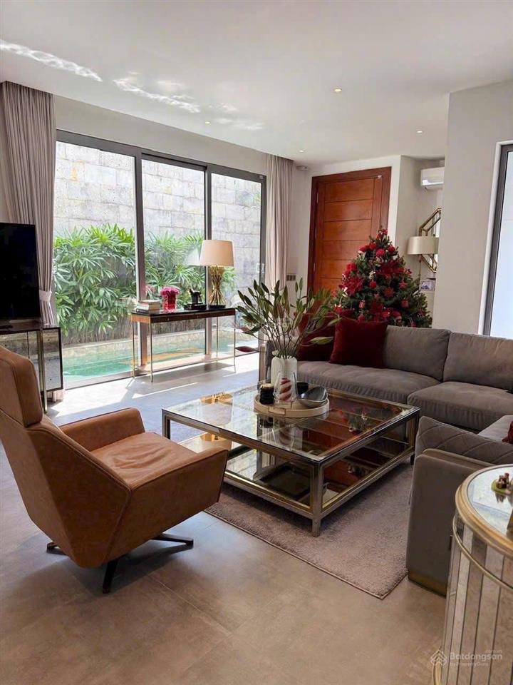 Bán biệt thự góc 198m2 (10x20) 5 tầng 53 tỷ. ngay đường vũ tông phan quận 2. full nội thất cao cấp