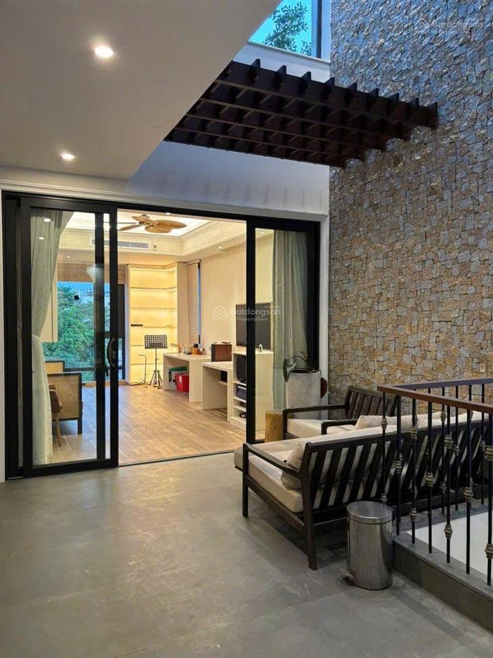 Bán nhà hầm 5 tầng hơn 500m2 sử dụng 25.6 tỷ tl. mặt đường trần lựu phường an phú quận 2