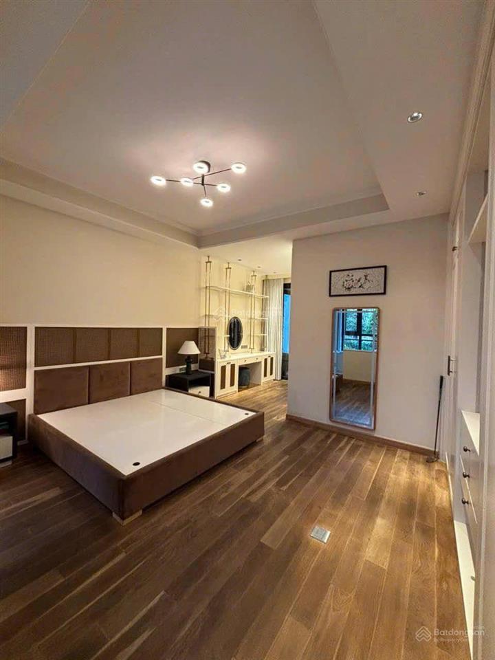 Bán nhà hầm 5 tầng hơn 500m2 sử dụng 25.6 tỷ tl. mặt đường trần lựu phường an phú quận 2