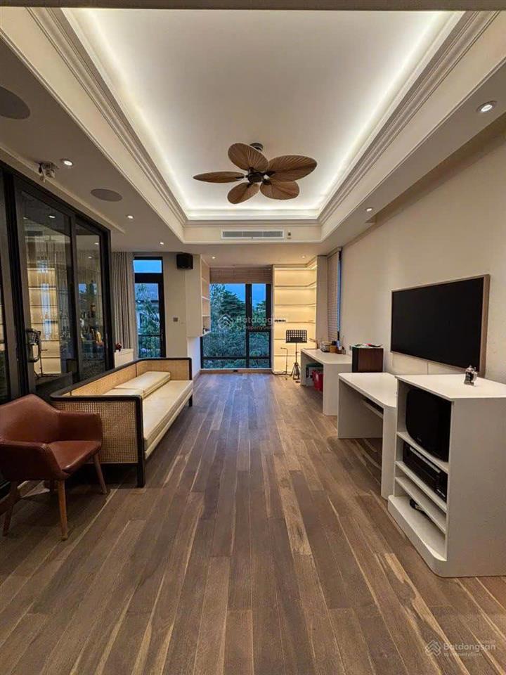 Bán nhà hầm 5 tầng hơn 500m2 sử dụng 25.6 tỷ tl. mặt đường trần lựu phường an phú quận 2