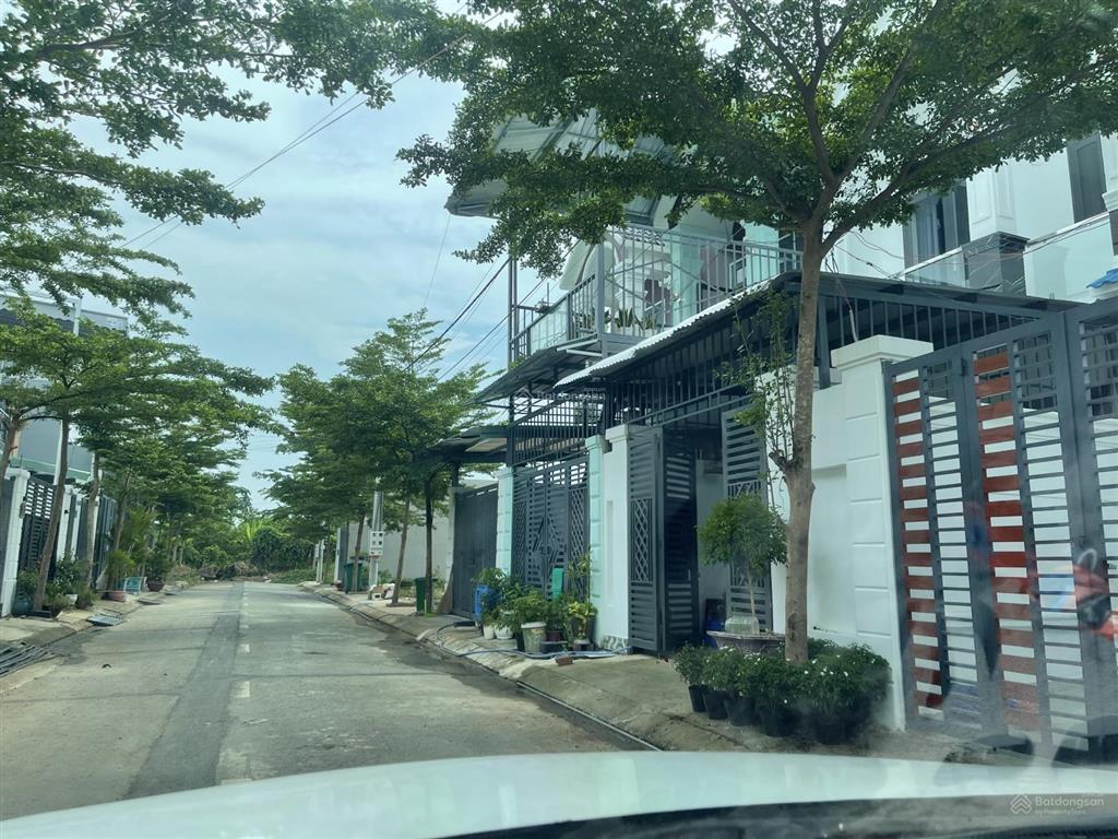Chính chủ bán đất hương lộ 9, phường tân triều, đồng nai. ngay ngã tư bến cá.