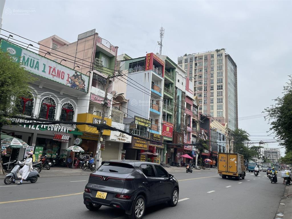 Mặt tiền ung văn khiêm giá chỉ 120 triệu/m2  619m2 chỉ với 75 tỷ  bán gấp xử lý việc gia đình