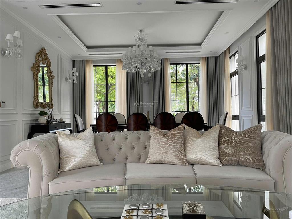Siêu khan hiếm biệt thự góc 2 mặt tiền vinhomes tân cảng giảm sâu 40 tỷ hầm + 4 tầng nhà mới 517m2