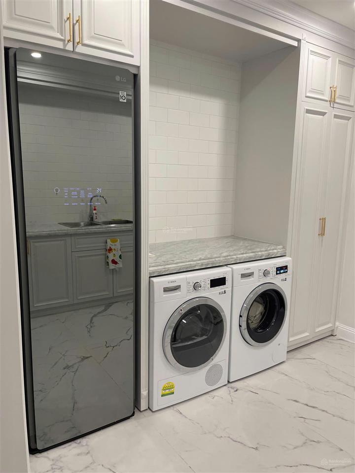 Siêu khan hiếm biệt thự góc 2 mặt tiền vinhomes tân cảng giảm sâu 40 tỷ hầm + 4 tầng nhà mới 517m2