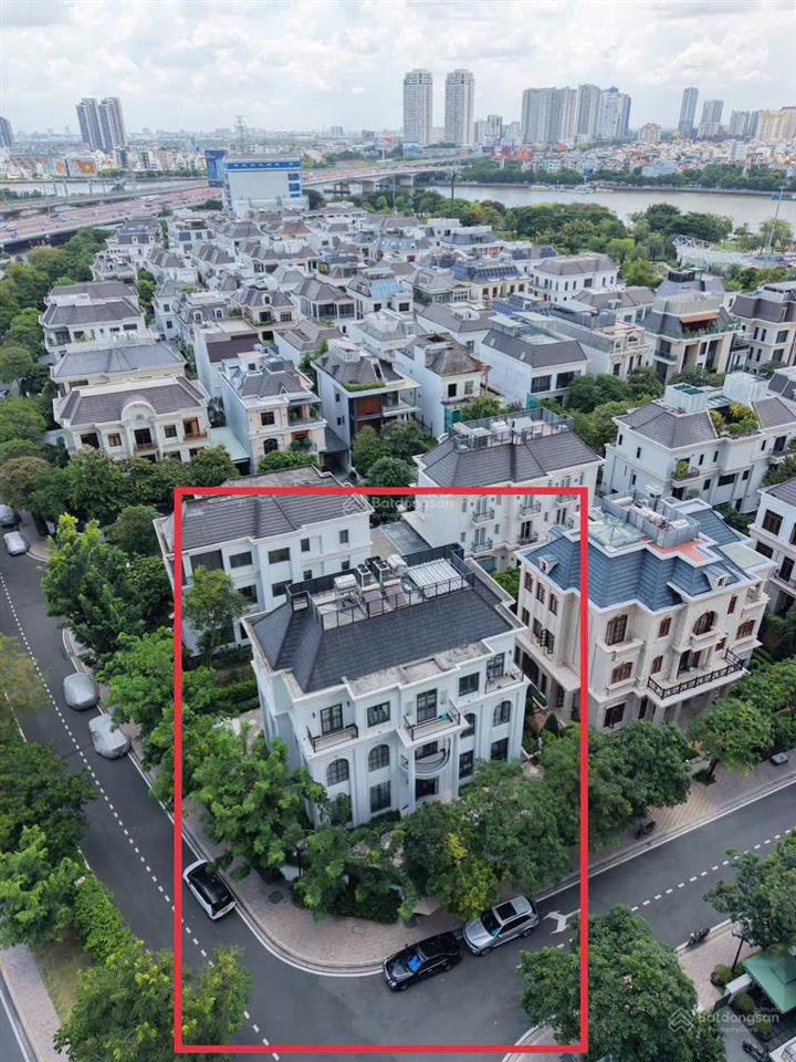 Siêu khan hiếm biệt thự góc 2 mặt tiền vinhomes tân cảng giảm sâu 40 tỷ hầm + 4 tầng nhà mới 517m2