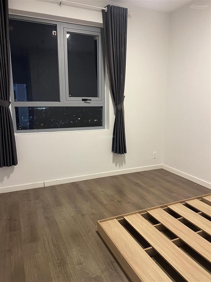 Cần bán nhanh 2pn đẹp lầu trung hướng mát sổ sẵn