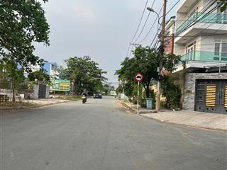 Bán miếng đất mặt tiền bưng ông thoàn phường phú hữu, diện tích 132m2 giá 14,9 tỷ  0915 698 ***