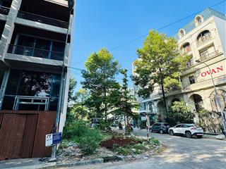 Bán nền lô góc huy hoàng lô a38 diện tích 142,5m giá 36xxxx tỷ, 0915 698 ***